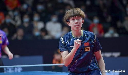 国乒吃瓜群众王楚钦孙颖莎,王楚钦孙颖莎的甜蜜瓜界传奇